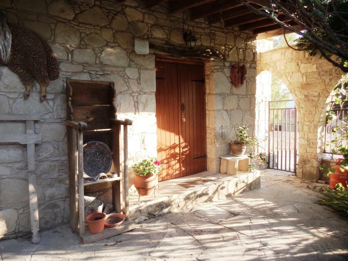 Lantana Stone House Villa Lemona Exteriör bild